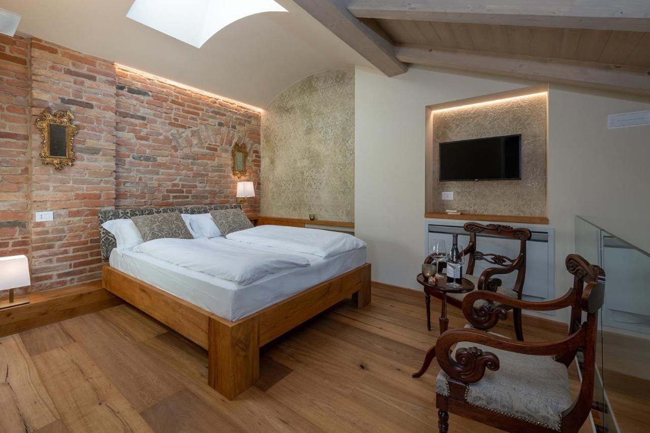 Sunstar Hotel Piemont Castello Di Villa Isola d'Asti Exteriör bild
